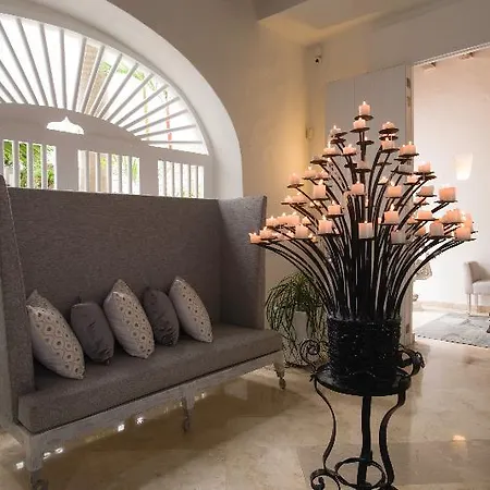 Apartamento Ofihotel Perla 4*