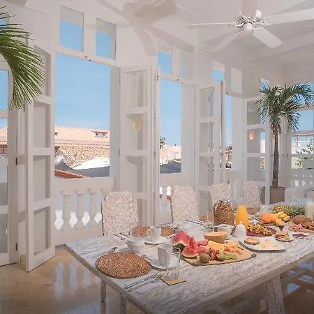 Apartamento Ofihotel Perla 4*