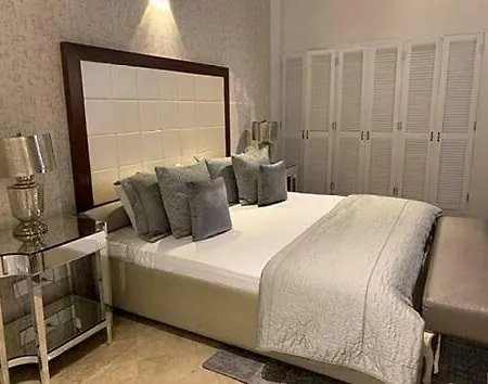 Ofihotel Perla Apartamento 4*