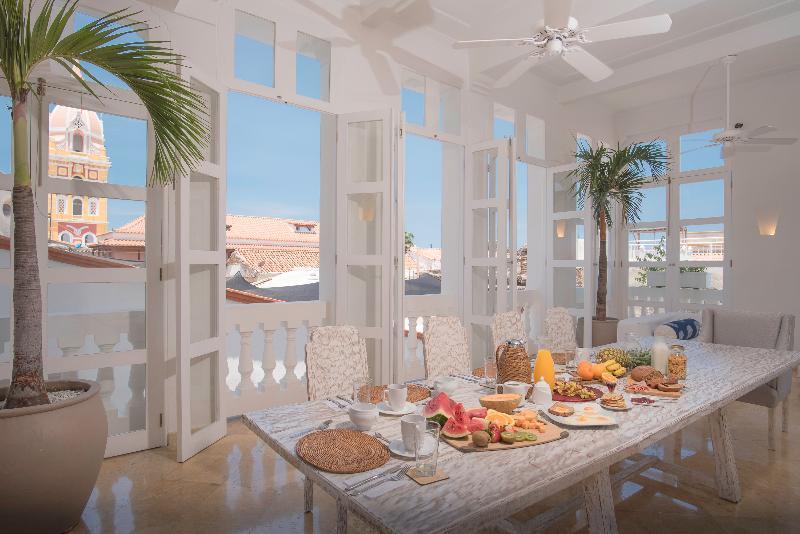 Apartamento Ofihotel Perla 4*